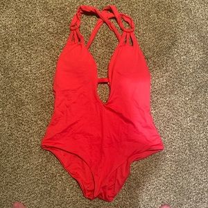 BECCA BY REBECCA VIRTUE
Skylar Plunge One Piece Swimsuit in Red size Large